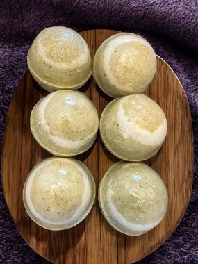 Almond Coconut - Bath Bomb