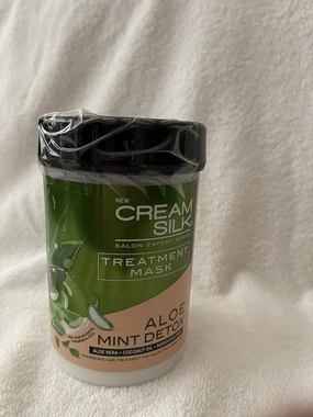 Aloe Mint Hair Mask with Coconut Oil & Moroccan Mint, 650ml Weekly Detox Treatment Nourishes & Restores Hair Naturally, Green
