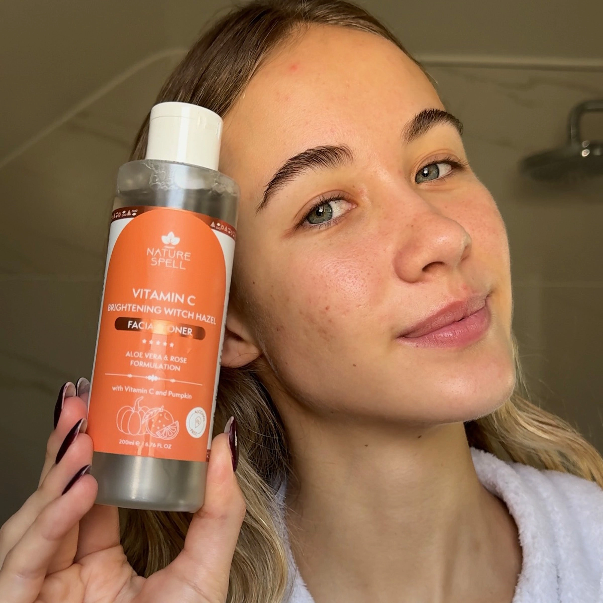 Brightening Witch Hazel Face Toner with Vitamin C