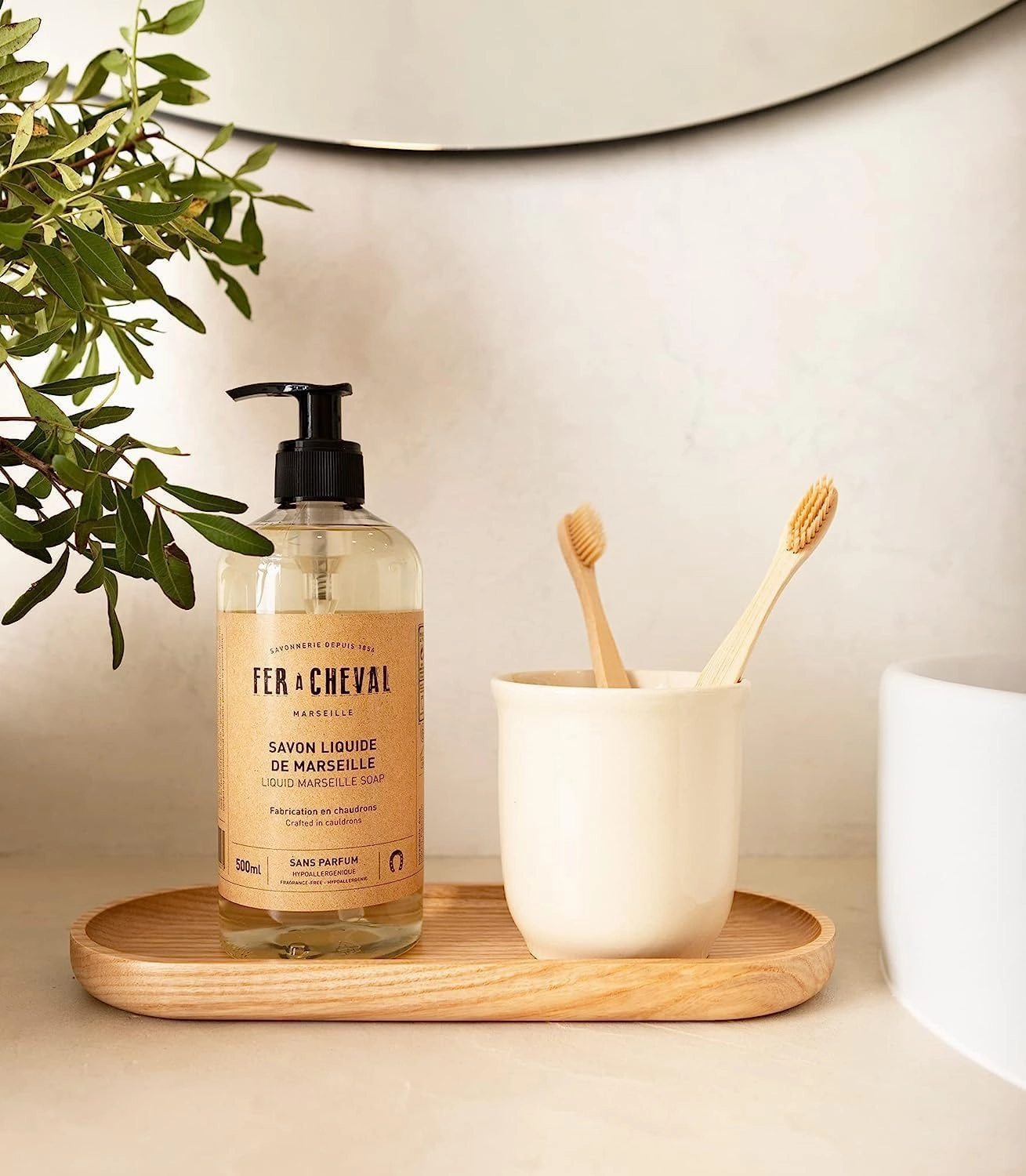 Fer à Cheval Marseille Liquid Soap Unscented Fragrance-Free Hypoallergenic Savon De Marseille Soap, Luxury French Liquid Marseille Soap, Pump Dispenser 16.9oz