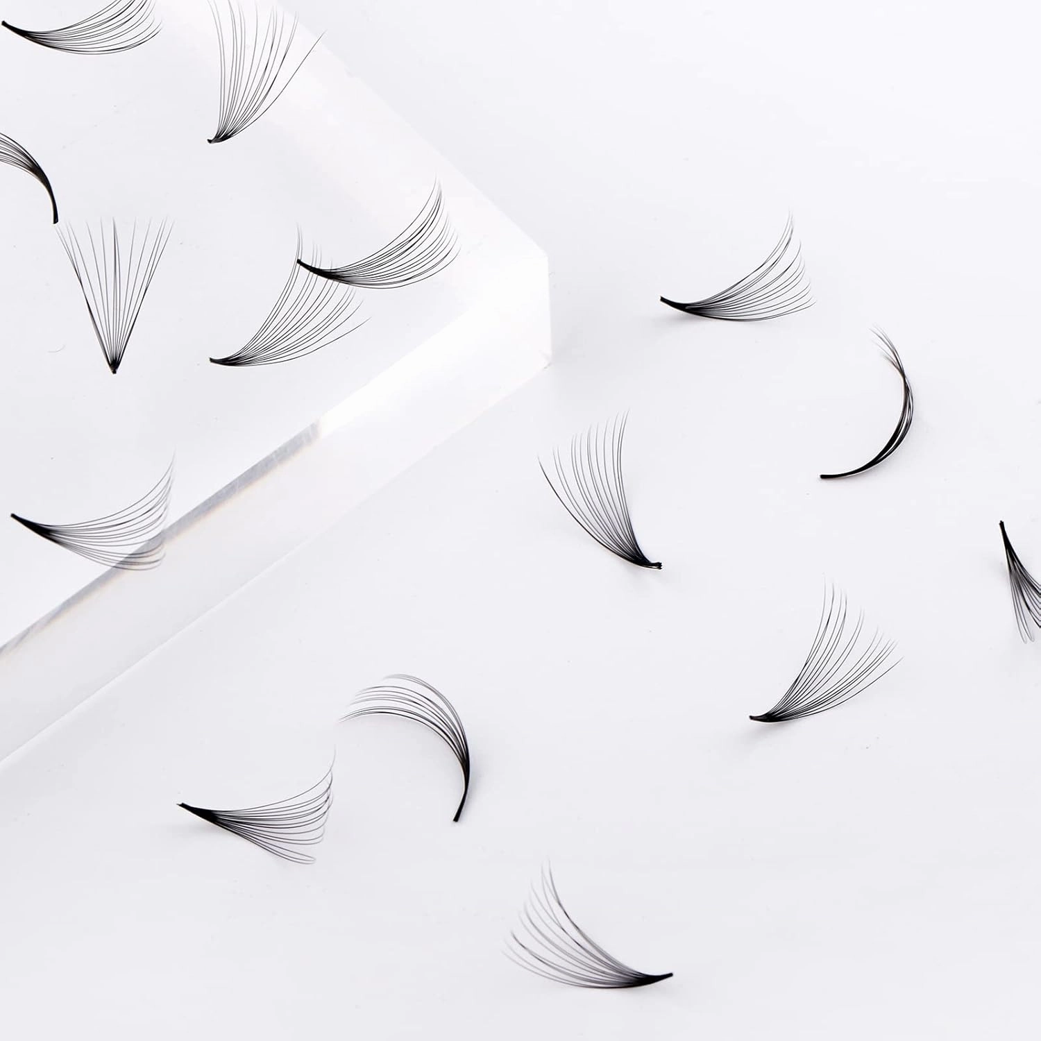 Lash Extension 1000pcs Mixed Premade Fans Eyelash Extensions D Curl Promades Eyelash Volume Lash Extensions Loose Fans Pre Made Volume Lashes Pointed Base (14D-0.05D, 9-16mm)